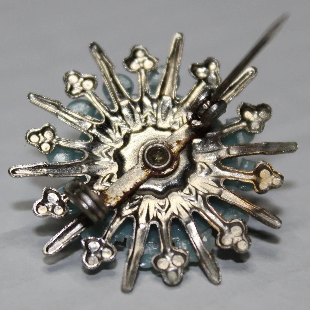 Vintage Brooch Sunburst Faux Turquoise Filigree Starburst OS Light Blue Silver